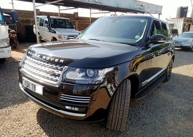 Range Rover Vogue sdv6