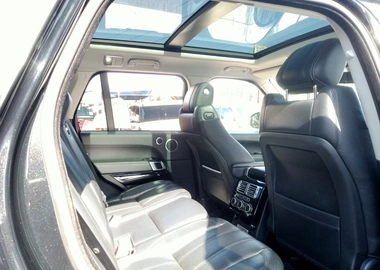 Range Rover Vogue sdv6
