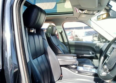 Range Rover Vogue sdv6