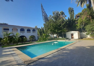5 Bedroom Mansion for Rent in  Nyali