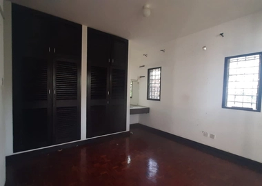 5 Bedroom Mansion For Rent in Nyali