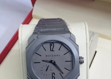 Bulgari octo finisssimo extra thin automatic watch