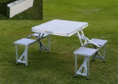 Foldable camping chairs and tables