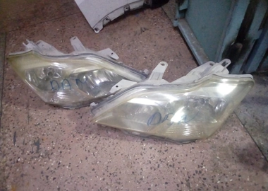 Premio 260 headlights