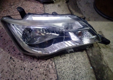 Fielder 161 headlight
