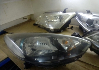 Mazda demio 2012 headlight