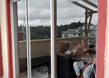 Aluminum windows