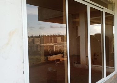 Installation of aluminum sliding doors
