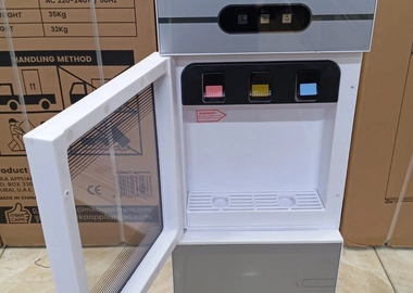 Family water dispenser