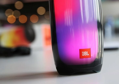 JBL pulse 4