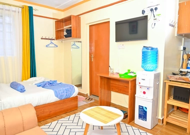 Cozy Naivasha studio