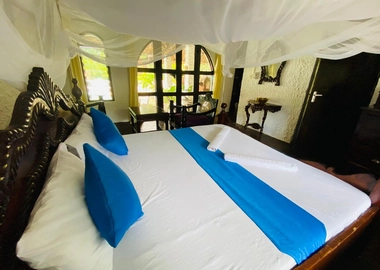 Three Bedroom Villa Swimming pool near Mtwapa Creek