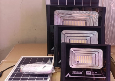 Solar floodlight 50 watts