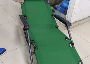 Folding sun lounger chairs