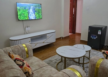 Executive one bedroom Airbnb Homeland