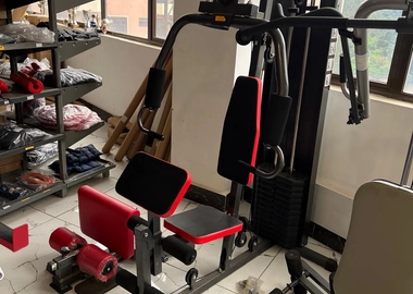 Fully body workout multigym station