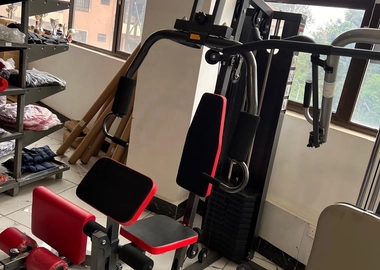 Fully body workout multigym station