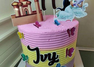 Birthday animated cake