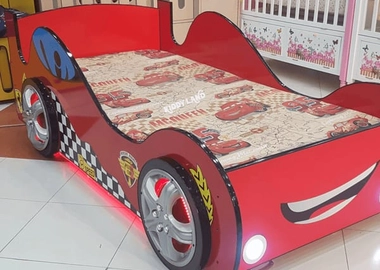 Racecar bed