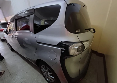 2017 Toyota sienta