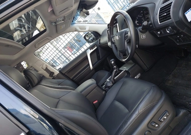 Toyota land cruiser Prado TZG