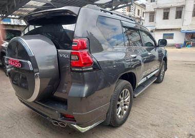 Toyota Prado vxl