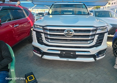 Land Cruiser LC 300 2023 Model