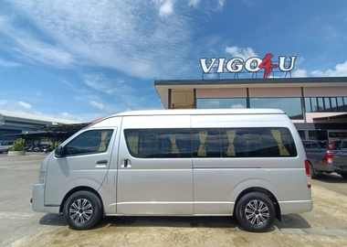 Toyota Hiace Commuter