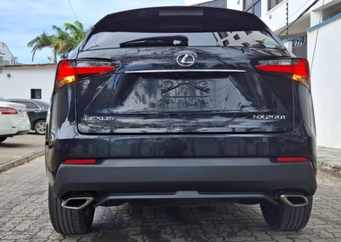 Lexus NX 200t