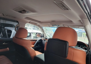 Lexus LX 570
