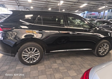 Toyota Harrier 2017 model