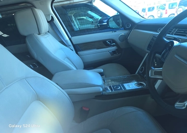 Range Rover Vogue 2017 model