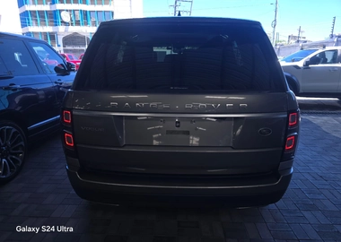 Range Rover Vogue 2017 model