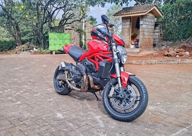 2016 Ducati Monster