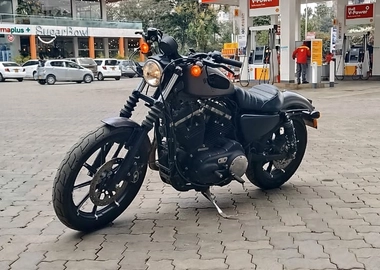 2016 Harley Davidson Iron 883 sportster