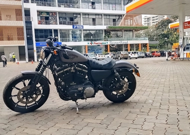 2016 Harley Davidson Iron 883 sportster