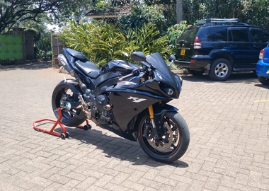 2019 Yamaha YZF R1