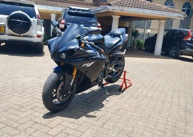 2019 Yamaha YZF R1