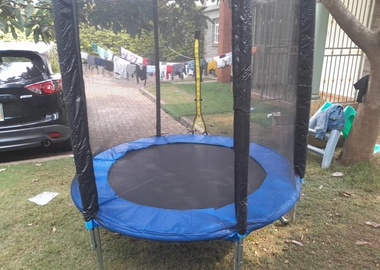 6ft trampoline
