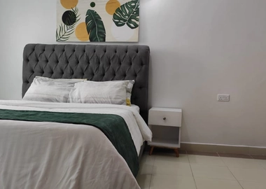 Garden estate one-bedroom Airbnb
