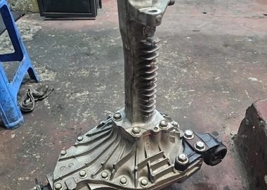 Land cruiser 200 series Front differential diff
