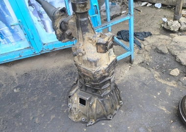 Hilux Vigo 2WD Gearbox