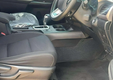 HILUX SR5