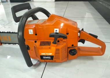 Hisaki Power saw machine. Chain saw