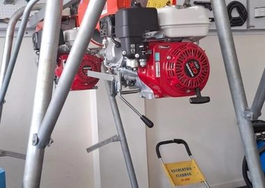 Concrete Hoist 1000kgs crane