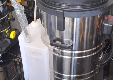 60l Wet and dry carpet cleaner