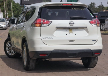 NISSAN XTRAIL