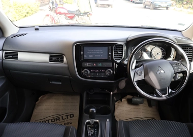 2018 MODEL MITSUBISHI OUTLANDER