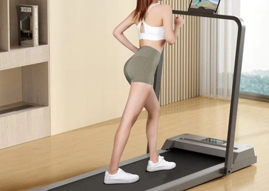 Treadmill or walking pad