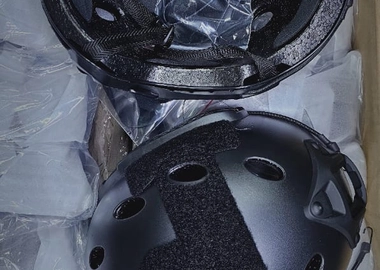 Military helmet